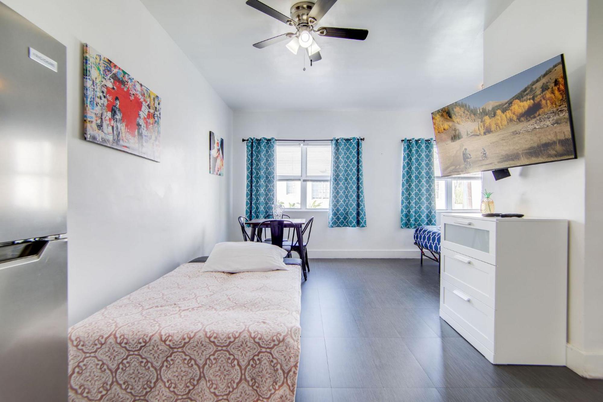 Charming Large Studio Near Ocean Dr - South Beach Маямі-Біч Екстер'єр фото